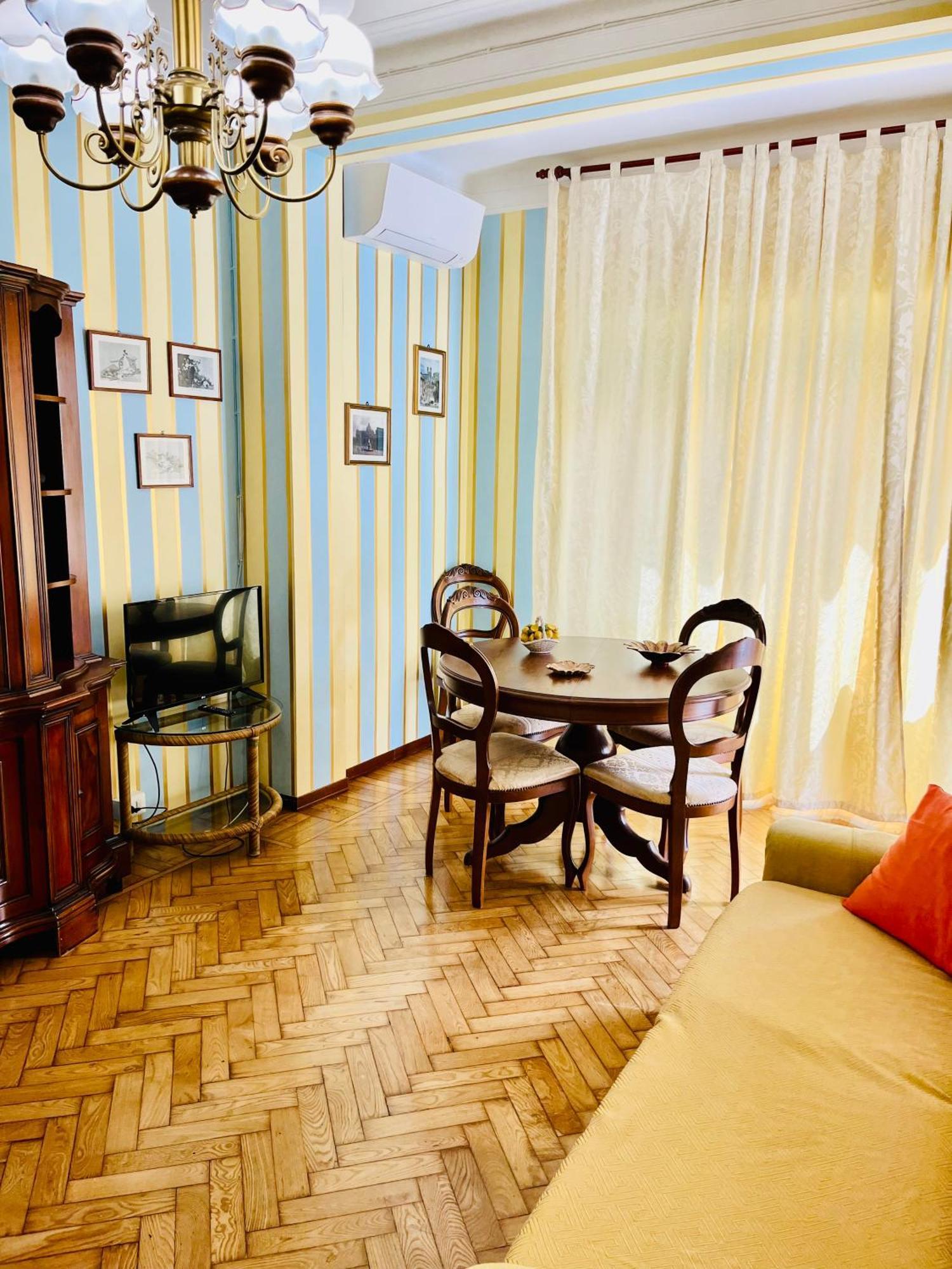Ampio Appartamento Centrale Sanremo Exteriör bild